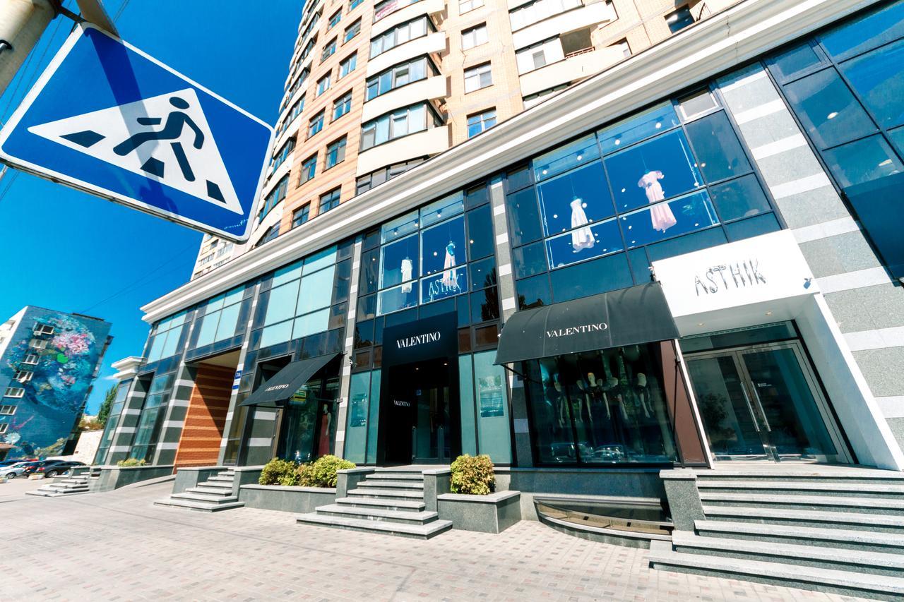 New Building Near Arena City Lesi Ukrainky 7A Киев Экстерьер фото
