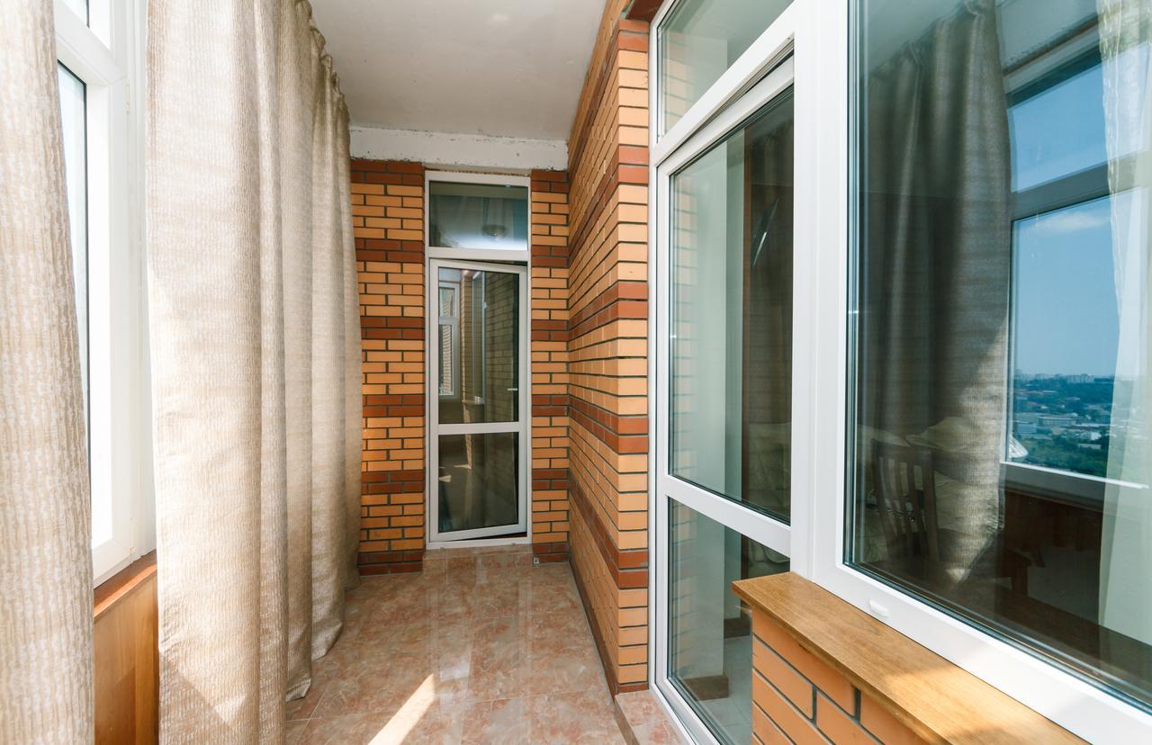New Building Near Arena City Lesi Ukrainky 7A Киев Экстерьер фото